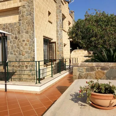 Seaside In With Pool Beaches And Large Terrace Vakantiehuis *